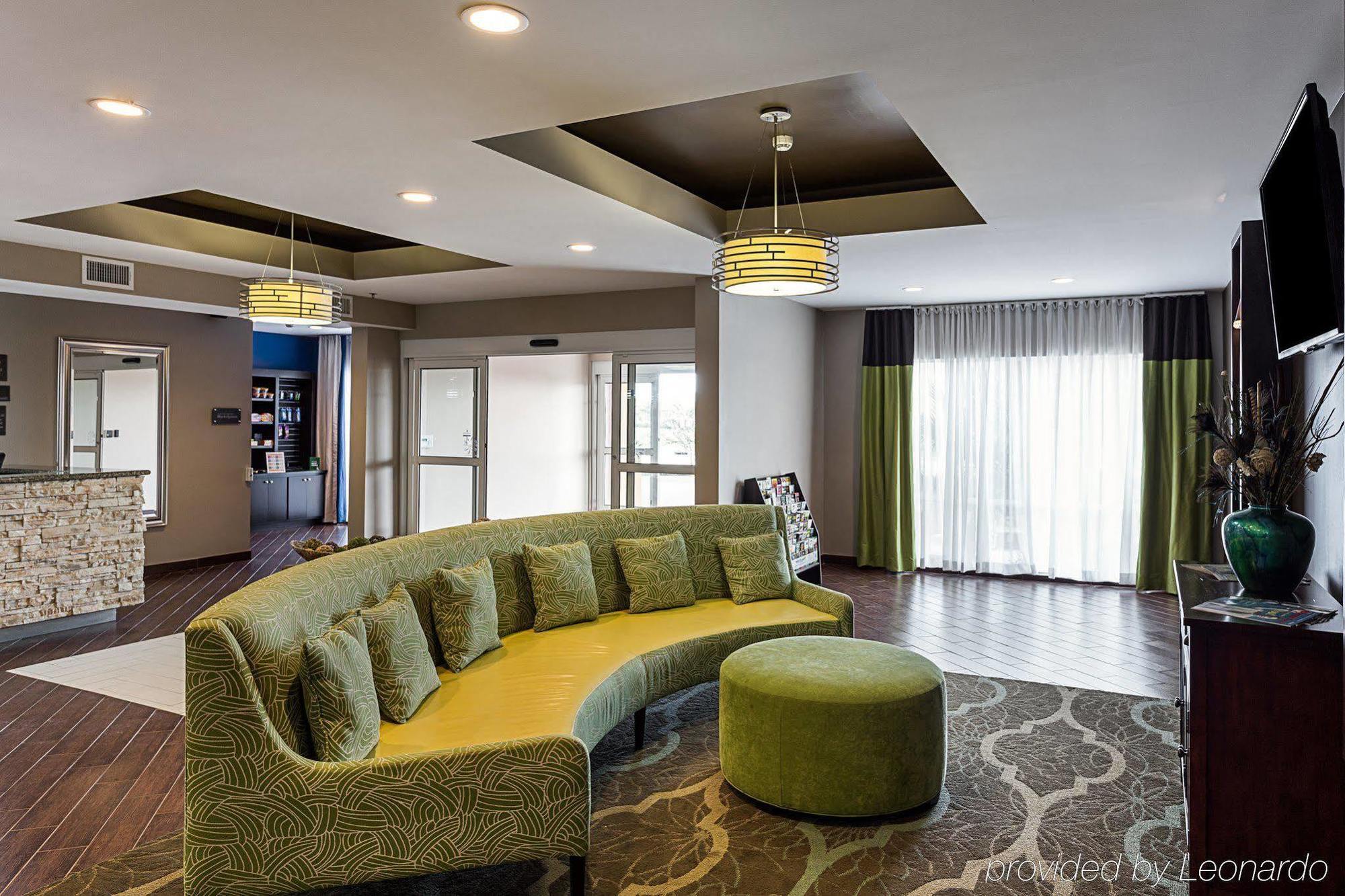 Comfort Suites Near Tanger Outlet Mall Gonzales Εξωτερικό φωτογραφία